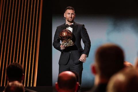 VIDEO: Messi dành lời tới Erling Haaland: Năm sau cậu sẽ giành QBV