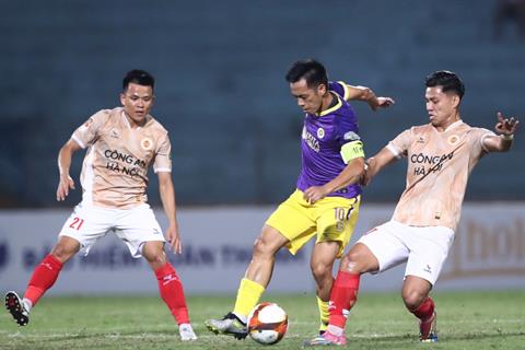 CAHN, Hà Nội FC và Thể Công Viettel bị AFC 'tuýt còi'