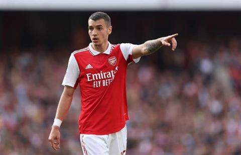 Arsenal quyết định tương lai Jakub Kiwior
