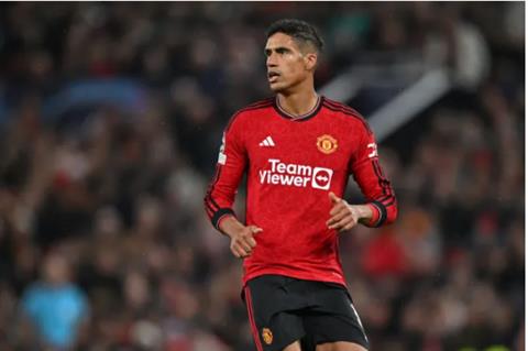 Hé lộ nguyên nhân Varane không hài lòng với Erik ten Hag