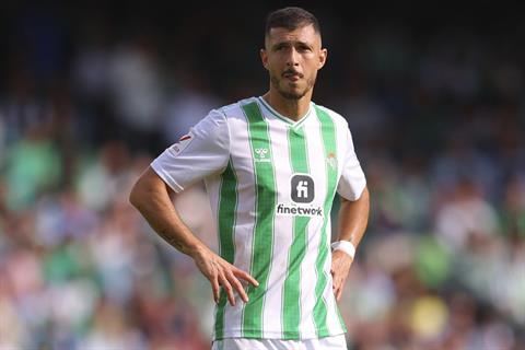 MU và Barca đại chiến giành sao Real Betis