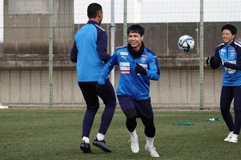 Điểm tin bóng đá tối 15/12: Công Phượng không về V.League thi đấu