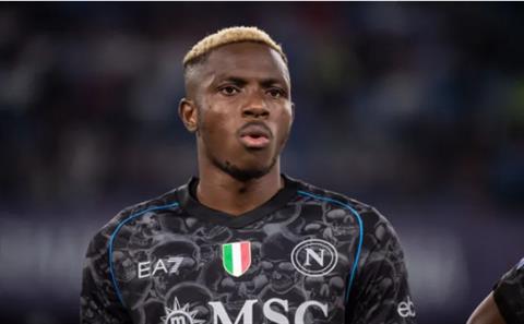 Osimhen úp mở khả năng rời Napoli sau khi ký hợp đồng mới