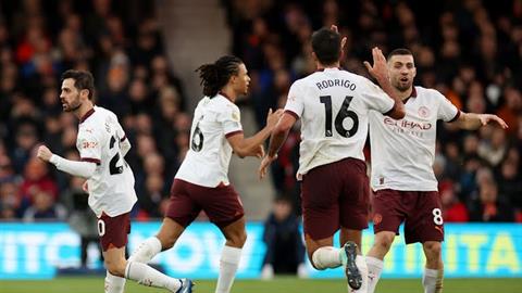 Nhọc nhằn vượt ải Luton Town, Man City chấm dứt mạch 4 trận không thắng ở EPL