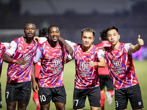 CLB TP.HCM bất ngờ thanh lý bộ ba ngoại binh cùng sao Việt kiều Mỹ