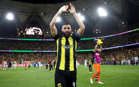 Karim Benzema đi vào lịch sử FIFA Club World Cup