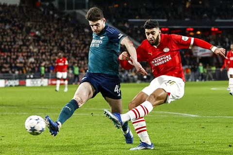Declan Rice đá trung vệ là con tính đường dài của Arteta
