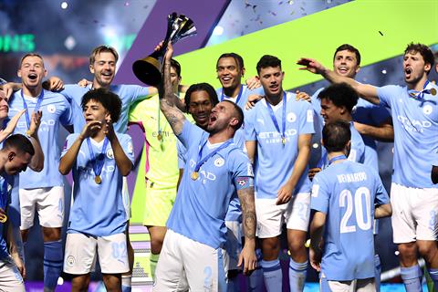 Kyle Walker: Những gì Man City làm được là rất khó