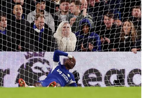 Các cầu thủ Chelsea bắt đầu nghi ngờ khả năng của Nicolas Jackson