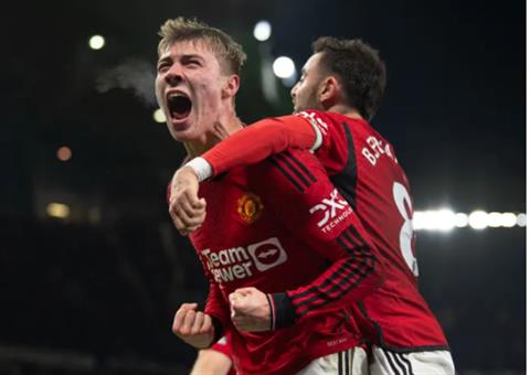 Vì sao Rasmus Hojlund vắng mặt trước Nottingham Forest?