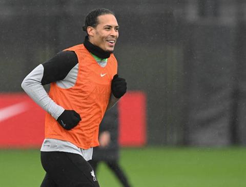 Liverpool cập nhật tình hình của Virgil van Dijk