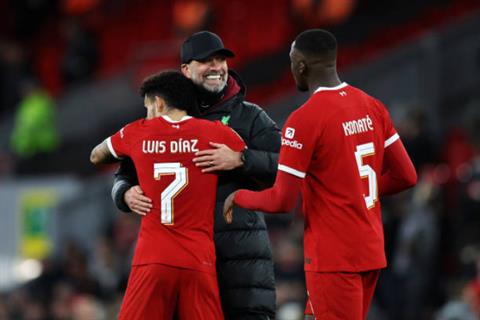 Klopp được ca ngợi vì quá trình chuyển giao nhẹ nhàng ở Liverpool