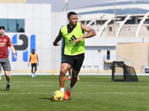 Gabriel Jesus trở lại tập luyện cùng đồng đội