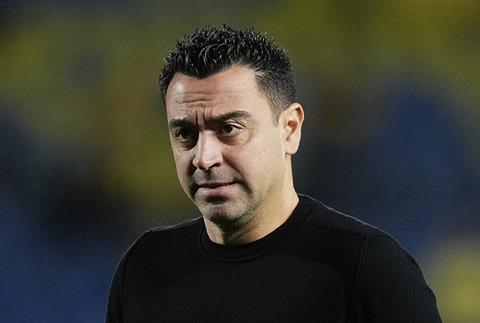 HLV Xavi xúc động khi đưa Barca vào tứ kết Champions League sau 4 năm