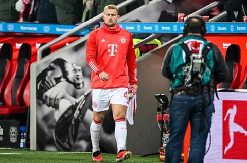 Thomas Tuchel nói gì về việc liên tục để Matthijs de Ligt dự bị