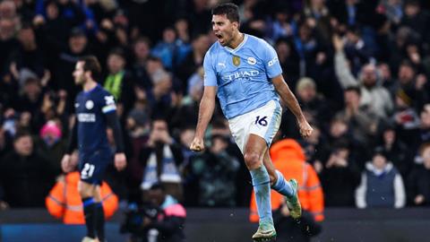 Khi chủ tịch Rodri lại phải loé sáng để cứu Man City