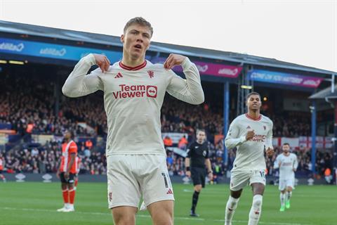 Rasmus Hojlund học hỏi nhiều điều từ Ronaldo và Lukaku