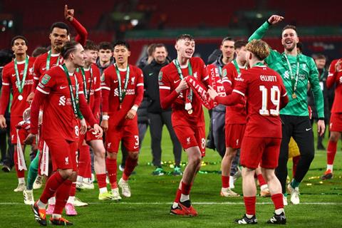 VIDEO: Harvey Elliott: Chúng tôi muốn giành tất cả các danh hiệu cho Klopp