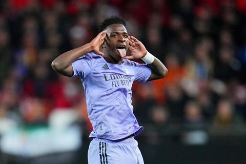 Vinicius Junior lên tiếng cảnh báo những kẻ phân biệt chủng tộc