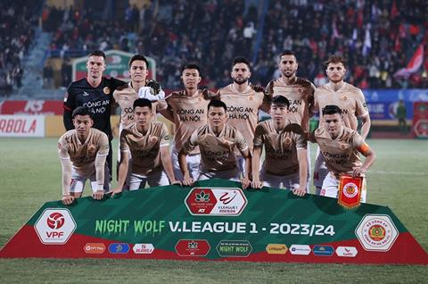 CLB CAHN nhận tin kém vui trước vòng 13 V-League
