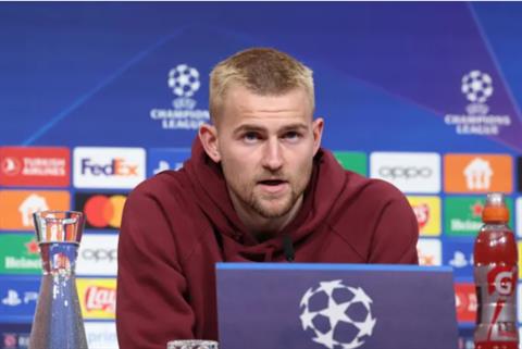 Matthijs de Ligt lên tiếng về tin đồn gia nhập MU