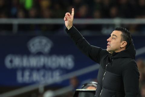 HLV Xavi không ngại phải đối đầu PSG ở Champions League
