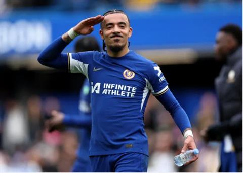 Malo Gusto có thể trở thành hậu vệ phải xuất sắc nhất EPL