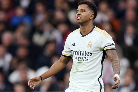 Điểm tin bóng đá tối 23/03: MU phải chi bao nhiêu tiền để có Rodrygo?