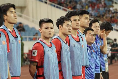 HLV Troussier không dùng Quang Hải ở cả hai trận thua của Việt Nam