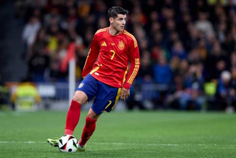 HLV TBN thất vọng với hành động của CĐV với Alvaro Morata 