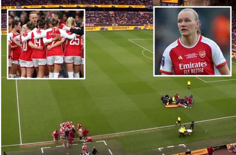 Sao Arsenal gục ngã trong trận chung kết cúp Liên đoàn