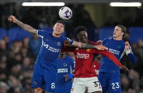 NHM MU định giá Kobbie Mainoo 300 triệu bảng