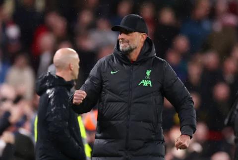 Theo Walcott chỉ ra 4 trận đấu mà Liverpool có thể mất điểm