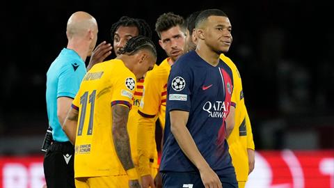 Xavi: Barca đã phong tỏa Kylian Mbappe quá tốt