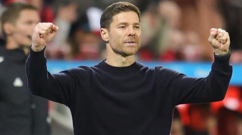 Xabi Alonso đáp trả khi David Moyes gọi Bayer Leverkusen là “nỗi ô nhục” 