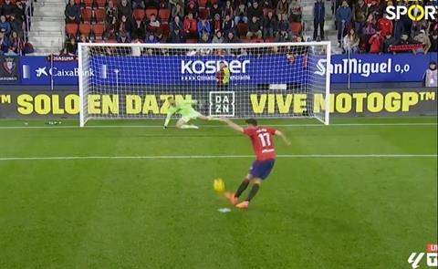 Quả đá 11m tệ nhất La Liga xuất hiện ở trận Osasuna vs Valencia