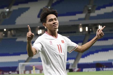 Thủ môn Kuwait 'tấu hài', Bùi Vĩ Hào ghi bàn thắng đầy may mắn cho U23 Việt Nam