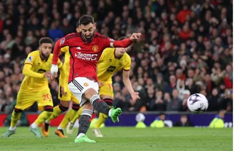 HLV Sheffield United không phục sau trận thua MU