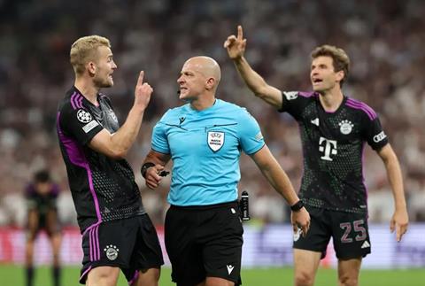 Trọng tài xin lỗi vì không công nhận bàn gỡ hòa của Bayern