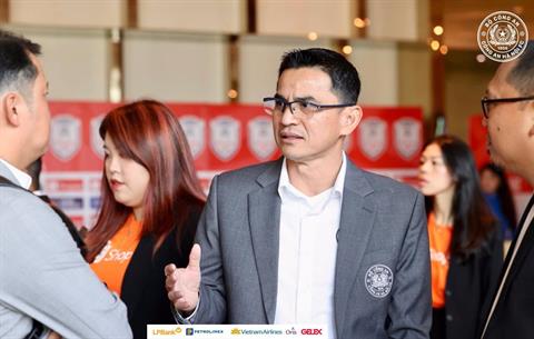 CLB Công an Hà Nội chính thức thông báo chia tay HLV Kiatisuk