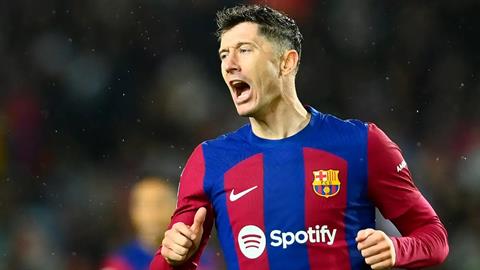 Lewandowski chuẩn bị gặp Barca để đàm phán lương