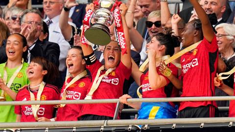 Đội nữ Man United giành chức vô địch FA Cup lịch sử