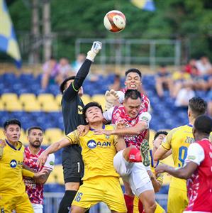 Thủ môn U23 Việt Nam được tân thuyền trưởng và HLV đối thủ khen ngợi