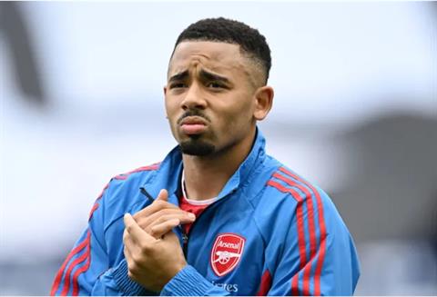 Chelsea và Liverpool được khuyên nên chiêu mộ Gabriel Jesus 