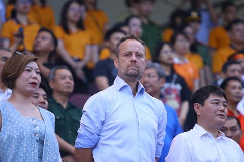 CLB CAHN công bố HLV Polking, xác định ngày ra mắt