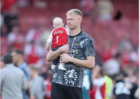 Aaron Ramsdale có thể gia nhập Chelsea hoặc Liverpool