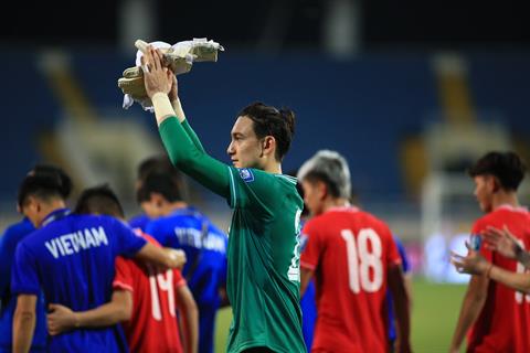 Thêm cơ sở về việc Đặng Văn Lâm sẽ xuống giải hạng Nhất thi đấu