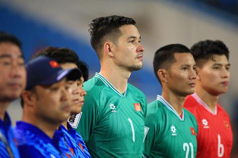 Nguyễn Filip hứa tặng áo ĐT Việt Nam cho NHM dự đoán EURO 2024