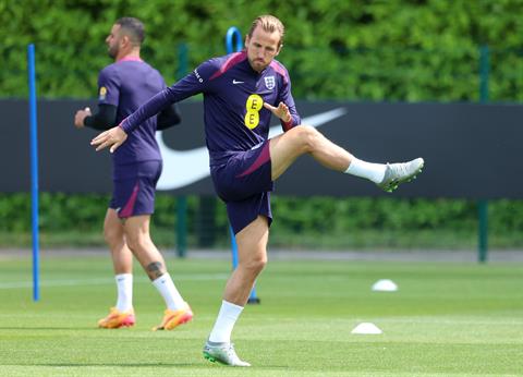 Harry Kane: Người Đức ủng hộ tôi