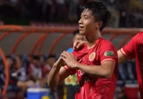 Phan Văn Đức lập siêu phẩm ghi bàn ở trận Hà Nội - CAHN